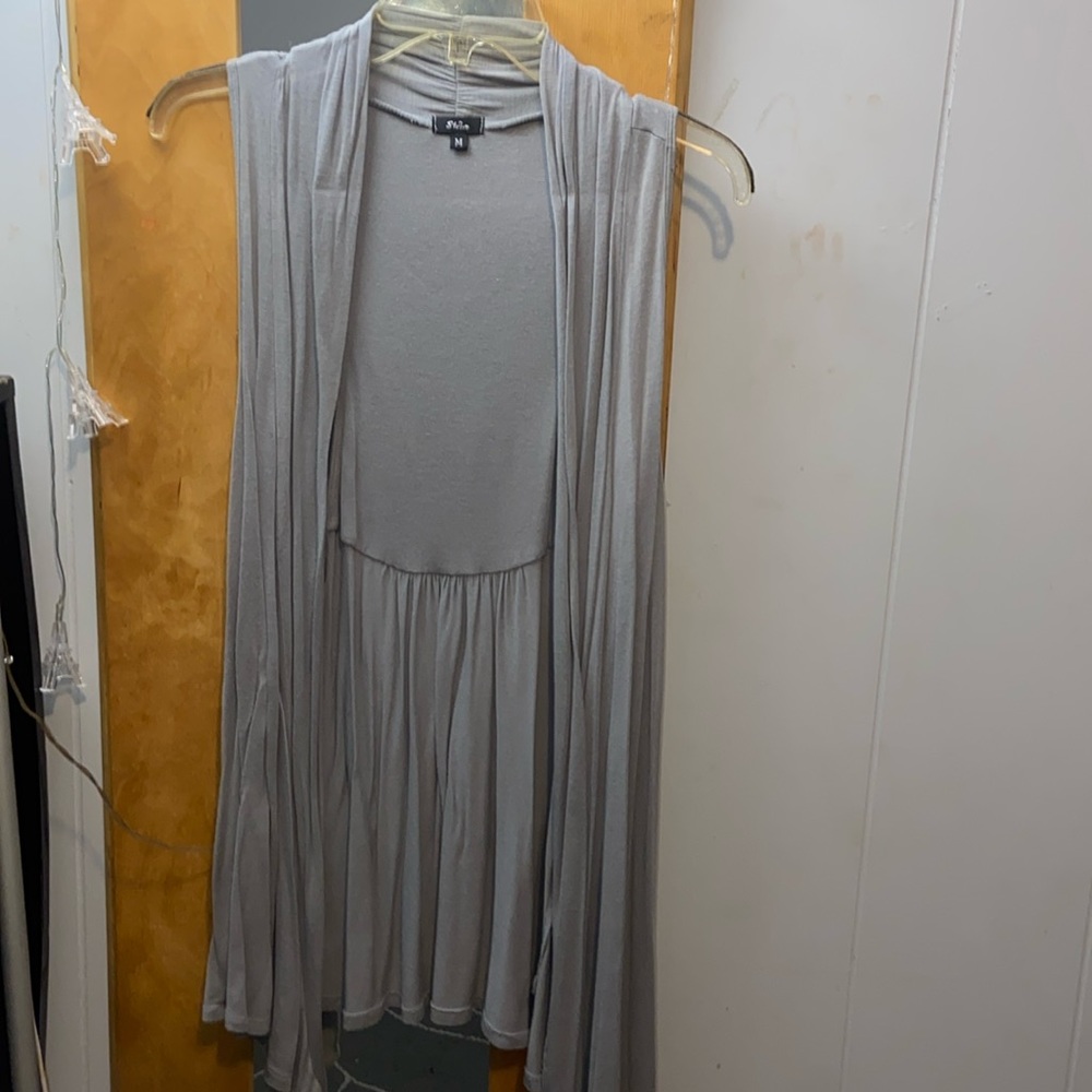 sweater grey